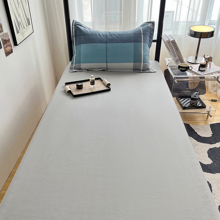 91家纺网 家纺一手货源 找家纺 慕木家纺 2025新款A类高端无印风卡通高克重170克阳光暖绒棉学生套件系列(可供跨境抽空压缩) 协奏曲-蓝