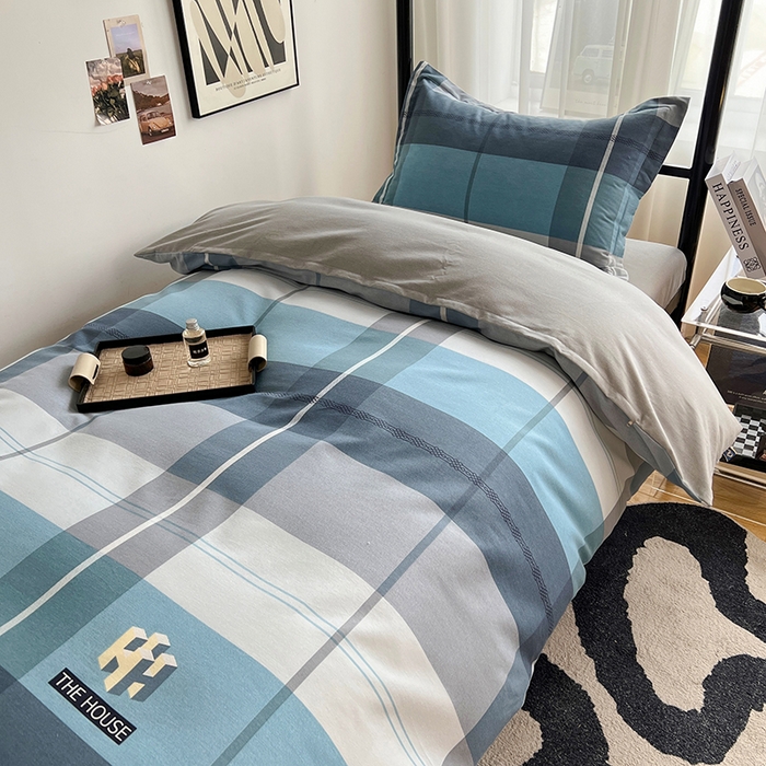 91家纺网 家纺一手货源 找家纺 慕木家纺 2025新款A类高端无印风卡通高克重170克阳光暖绒棉学生套件系列(可供跨境抽空压缩) 协奏曲-蓝