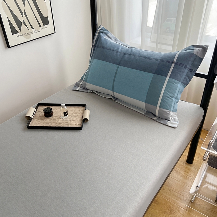 91家纺网 家纺一手货源 找家纺 慕木家纺 2025新款A类高端无印风卡通高克重170克阳光暖绒棉学生套件系列(可供跨境抽空压缩) 协奏曲-蓝