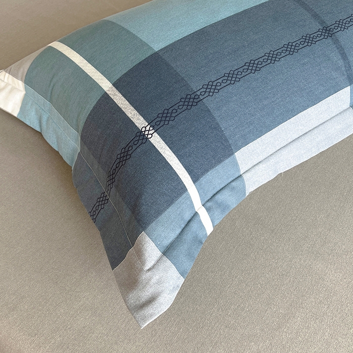 91家纺网 家纺一手货源 找家纺 慕木家纺 2025新款A类高端无印风卡通高克重170克阳光暖绒棉学生套件系列(可供跨境抽空压缩) 协奏曲-蓝