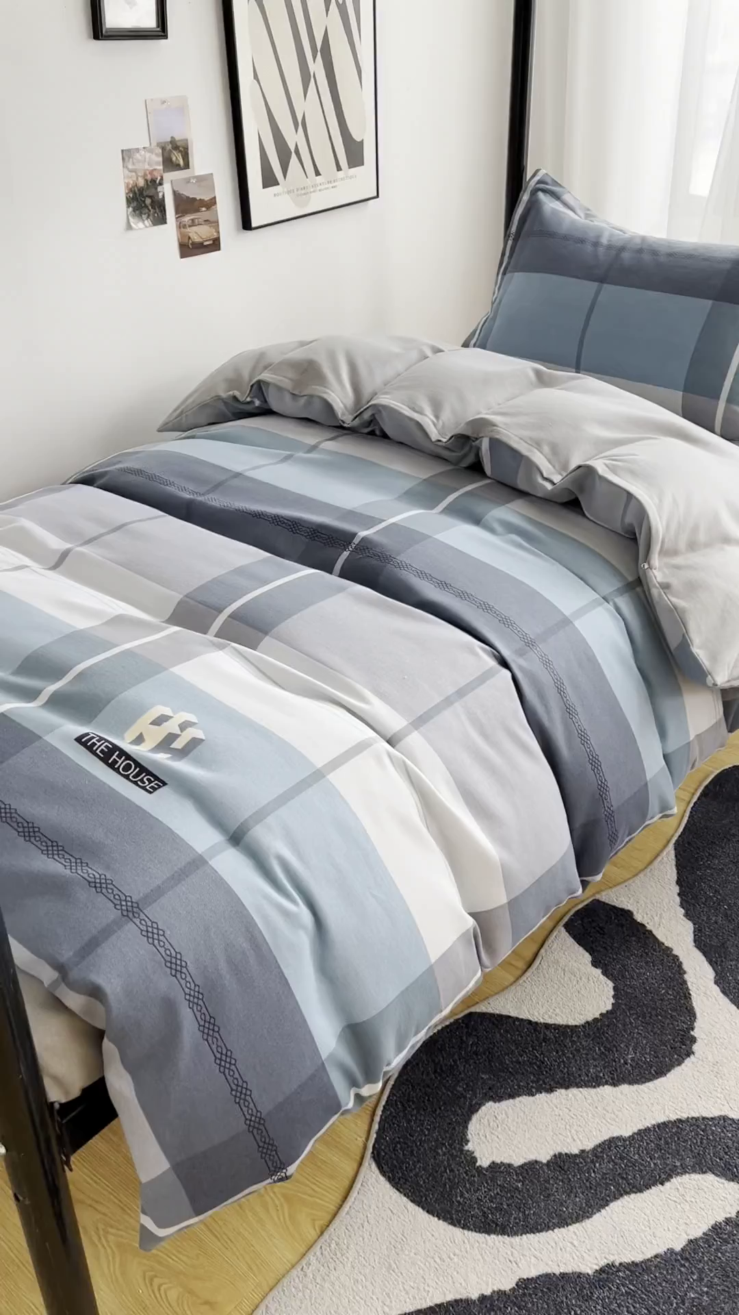 91家纺网 家纺一手货源 找家纺 慕木家纺 2025新款A类高端无印风卡通高克重170克阳光暖绒棉学生套件系列(可供跨境抽空压缩) 协奏曲-蓝