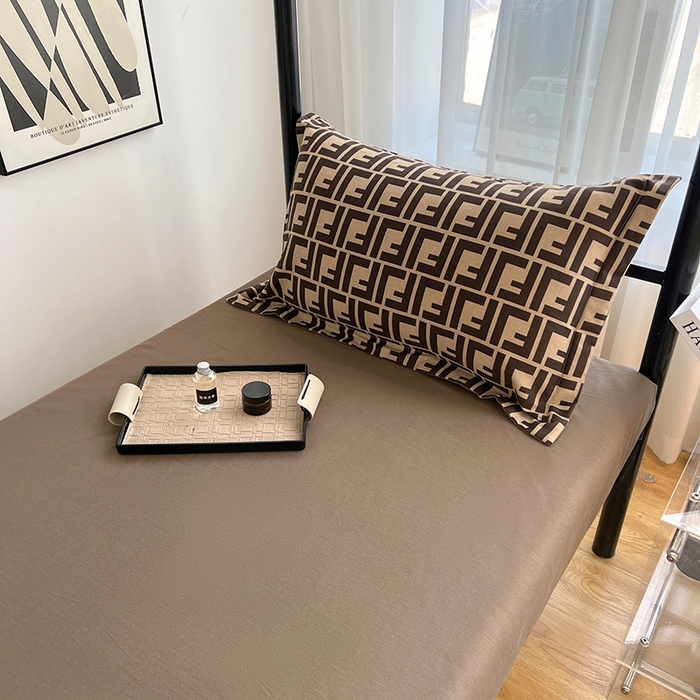 91家纺网 家纺一手货源 找家纺 慕木家纺 2025新款A类高端无印风卡通高克重170克阳光暖绒棉学生套件系列(可供跨境抽空压缩) 芬迪格