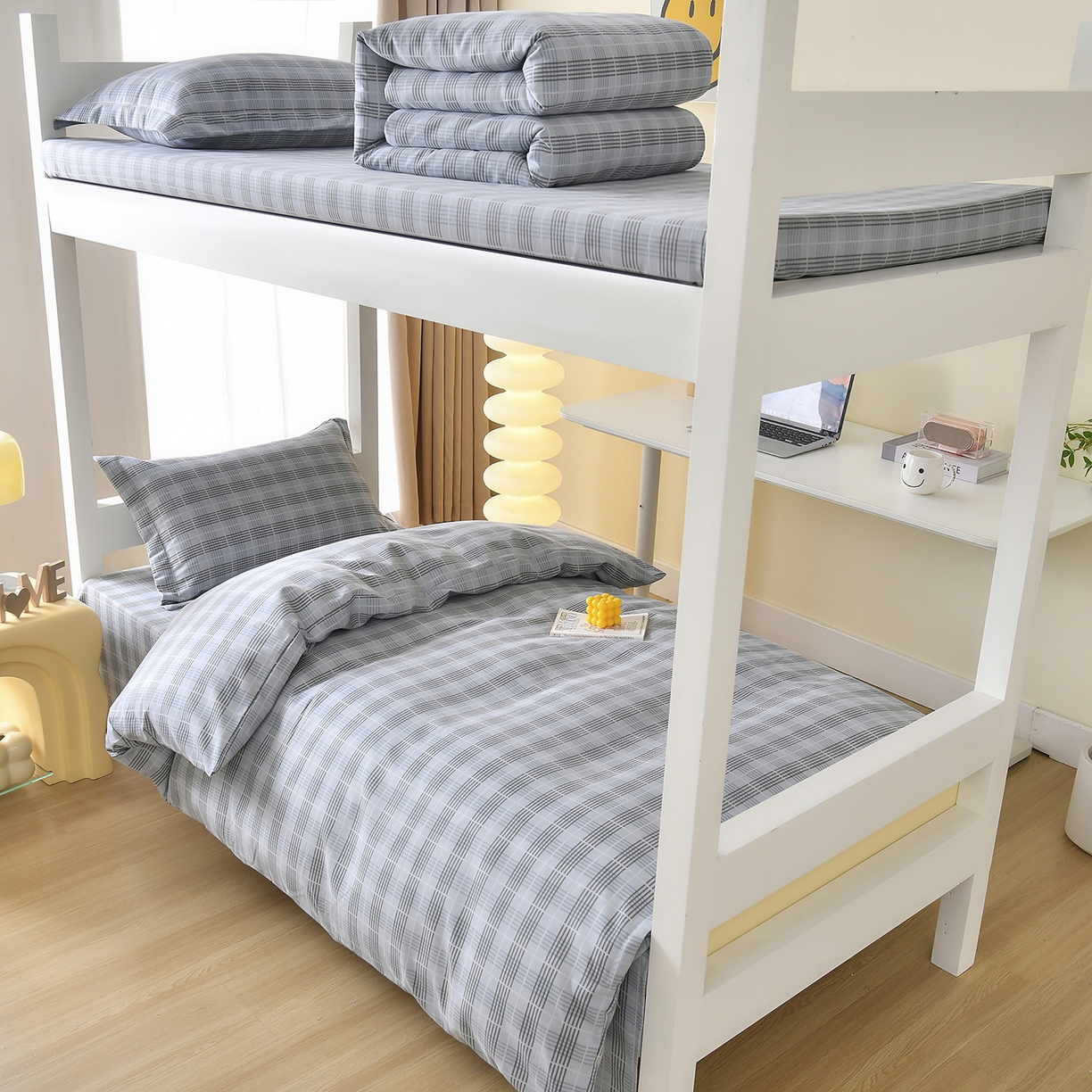 91家纺网 家纺一手货源 找家纺 优尚 2025全棉纯棉磨毛喷气印花学生三件套 雅韵灰格