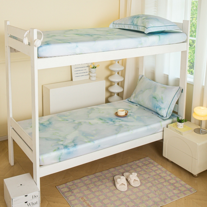 91家纺网 家纺一手货源 找家纺 舒慕家纺 2025新款天丝竹纤维学生软凉席 梦境-蓝