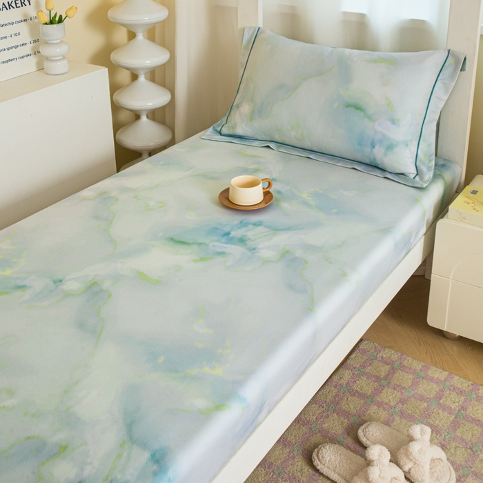 91家纺网 家纺一手货源 找家纺 舒慕家纺 2025新款天丝竹纤维学生软凉席 梦境-蓝