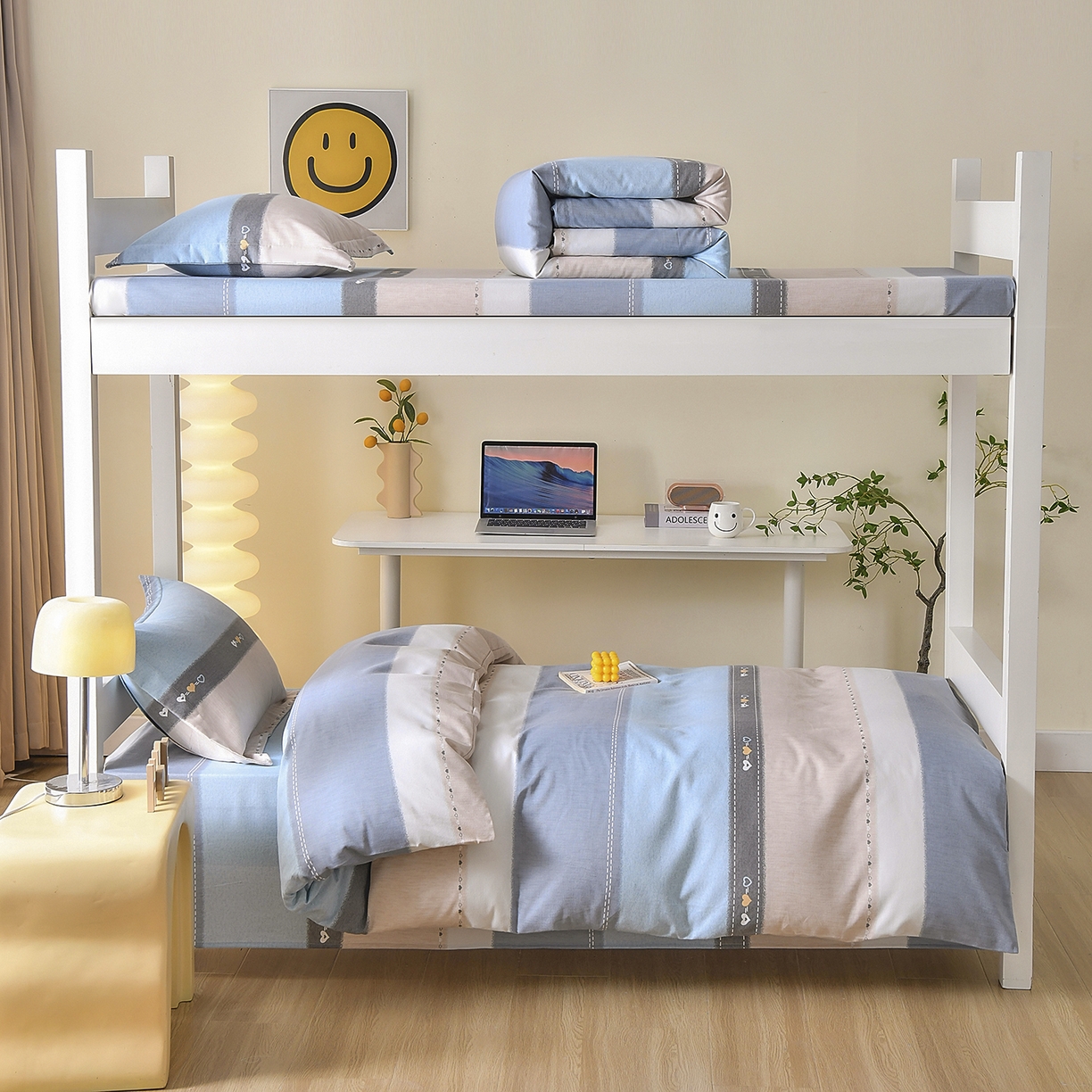 91家纺网 家纺一手货源 找家纺 优尚 2025全棉纯棉磨毛喷气印花学生三件套 罗马格调