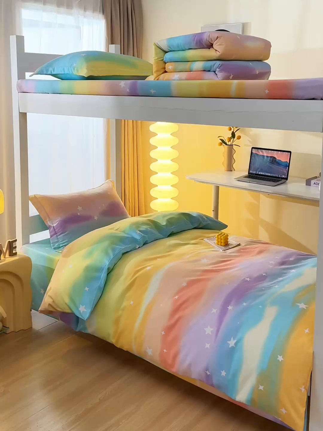 91家纺网 家纺一手货源 找家纺 优尚 2025全棉纯棉磨毛喷气印花学生三件套 缤纷彩虹