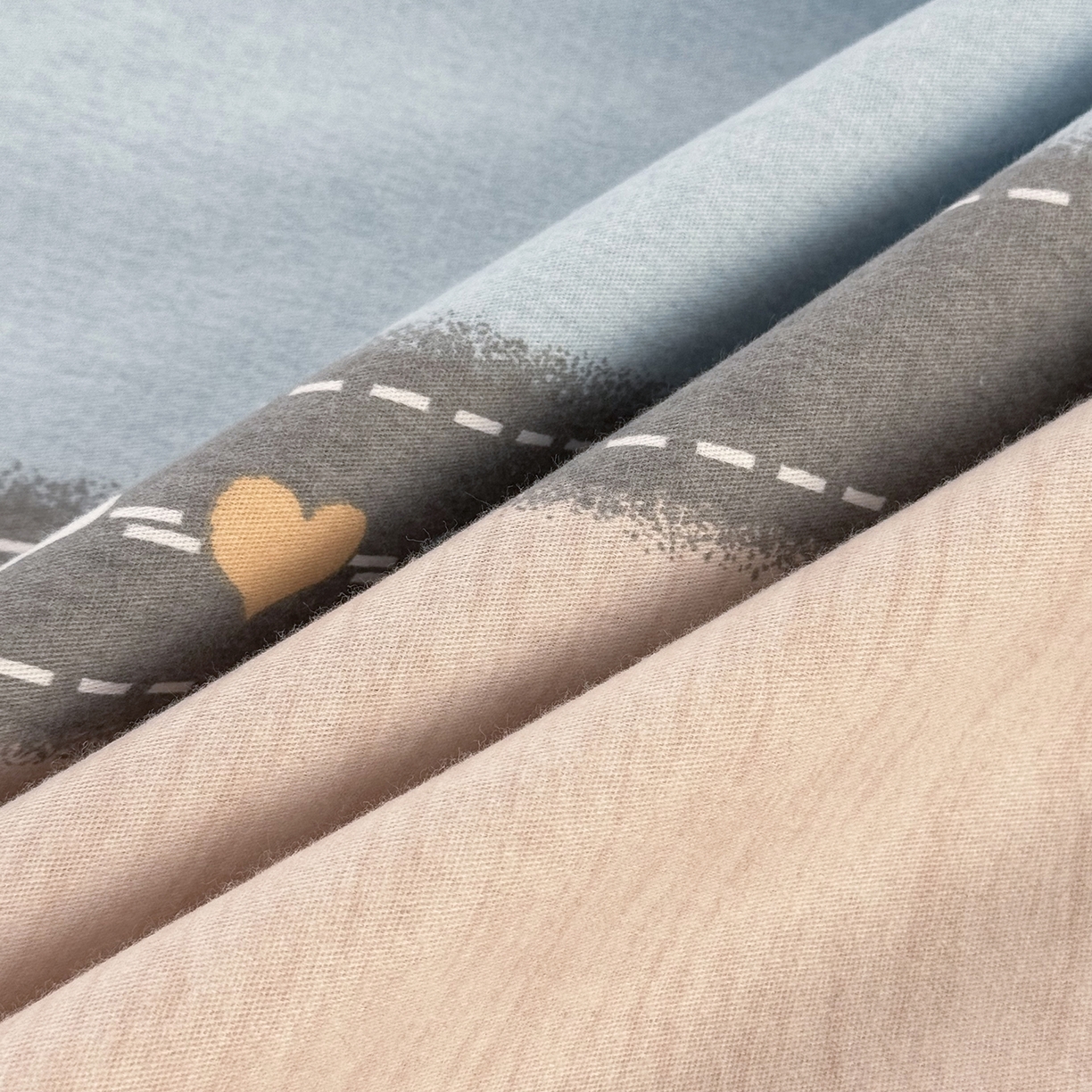 91家纺网 家纺一手货源 找家纺 优尚家纺 2025新款全棉磨毛纯棉喷气印花清新轻奢款四件套 罗马格调