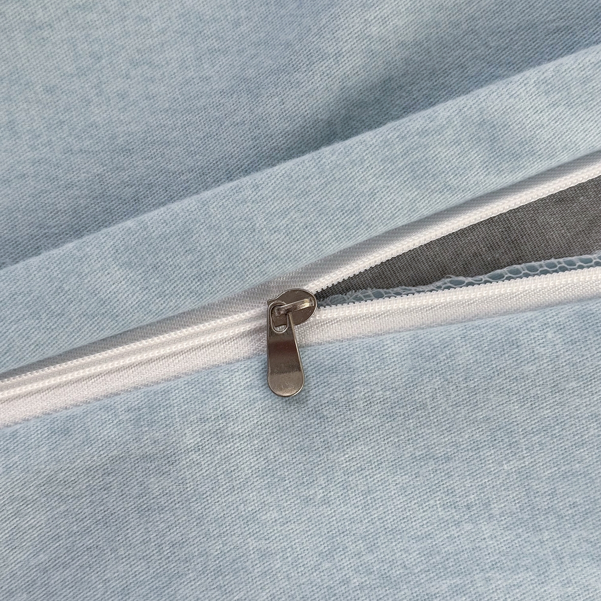 91家纺网 家纺一手货源 找家纺 优尚家纺 2025新款全棉磨毛纯棉喷气印花清新轻奢款四件套 罗马格调