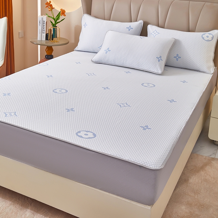 91家纺网 家纺一手货源 找家纺 凤杰  2025新款冰豆豆凉豆豆凉席床笠款盖盖毯夏被四件套 四叶草-天空蓝