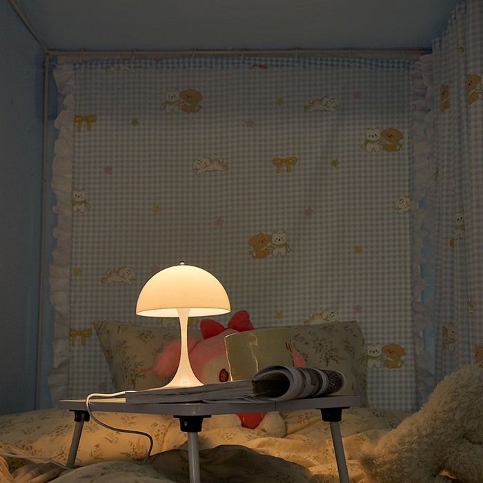 91家纺网 家纺一手货源 找家纺 薇梦蚊帐 2025新款遮光床帘刺绣款学生蚊帐-抱抱熊 好朋友-天蓝