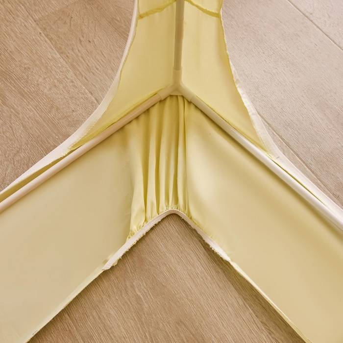 91家纺网 家纺一手货源 找家纺 薇梦蚊帐 2025新款遮光床帘刺绣款学生蚊帐-抱抱熊 蝴蝶结-嫩黄