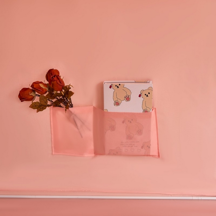 91家纺网 家纺一手货源 找家纺 薇梦蚊帐 2025新款遮光床帘刺绣款学生蚊帐-抱抱熊 幸运熊和狗-粉