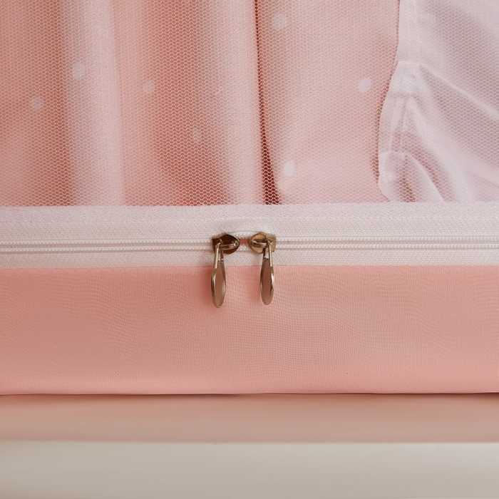 91家纺网 家纺一手货源 找家纺 薇梦蚊帐 2025新款遮光床帘刺绣款学生蚊帐-抱抱熊 幸运熊和狗-粉