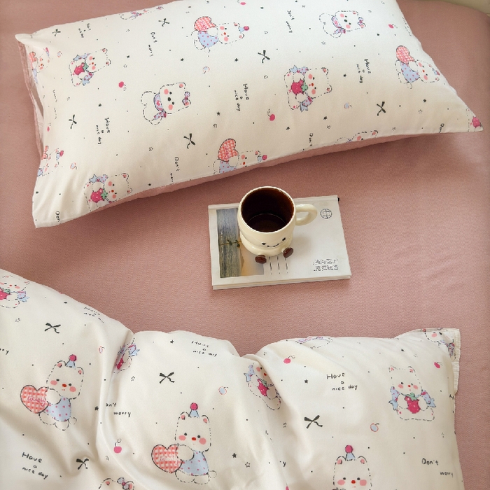 91家纺网 家纺一手货源 找家纺 可可家纺 2025新款印花卡通芦荟棉枕套亲肤信封式枕头套小清新 可爱西高地