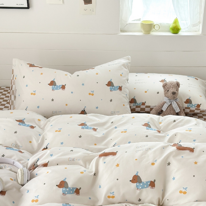 91家纺网 家纺一手货源 找家纺 可可家纺 2025新款印花卡通芦荟棉枕套亲肤信封式枕头套小清新 星星腊肠狗