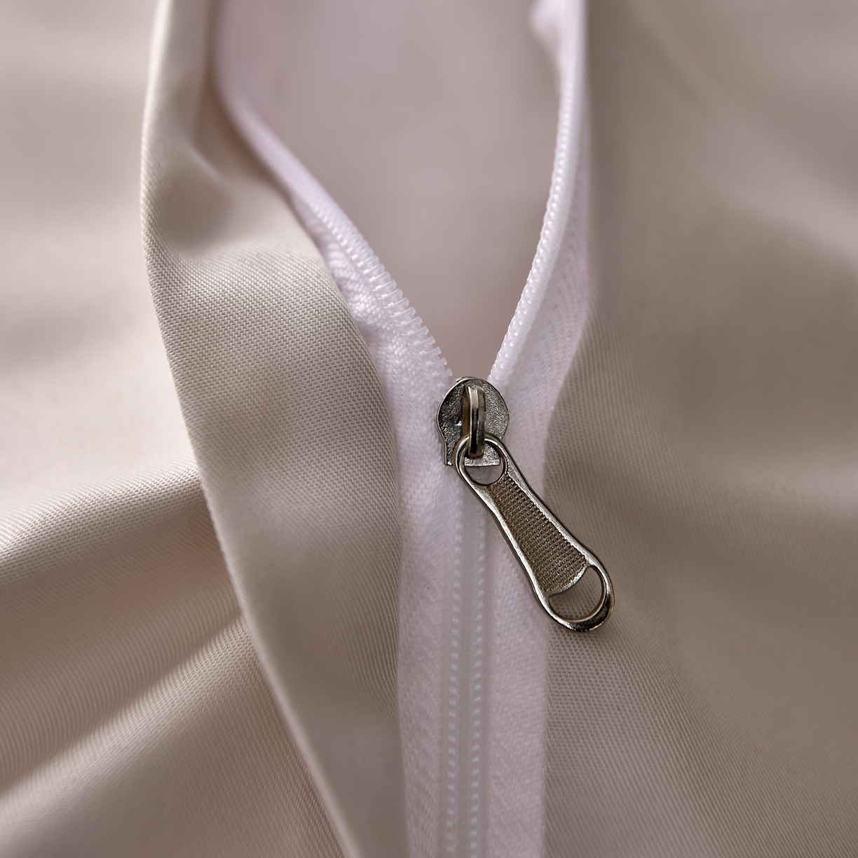 91家纺网 家纺一手货源 找家纺 娜娜 2025新款水洗真丝数码印花四件套 熊先生