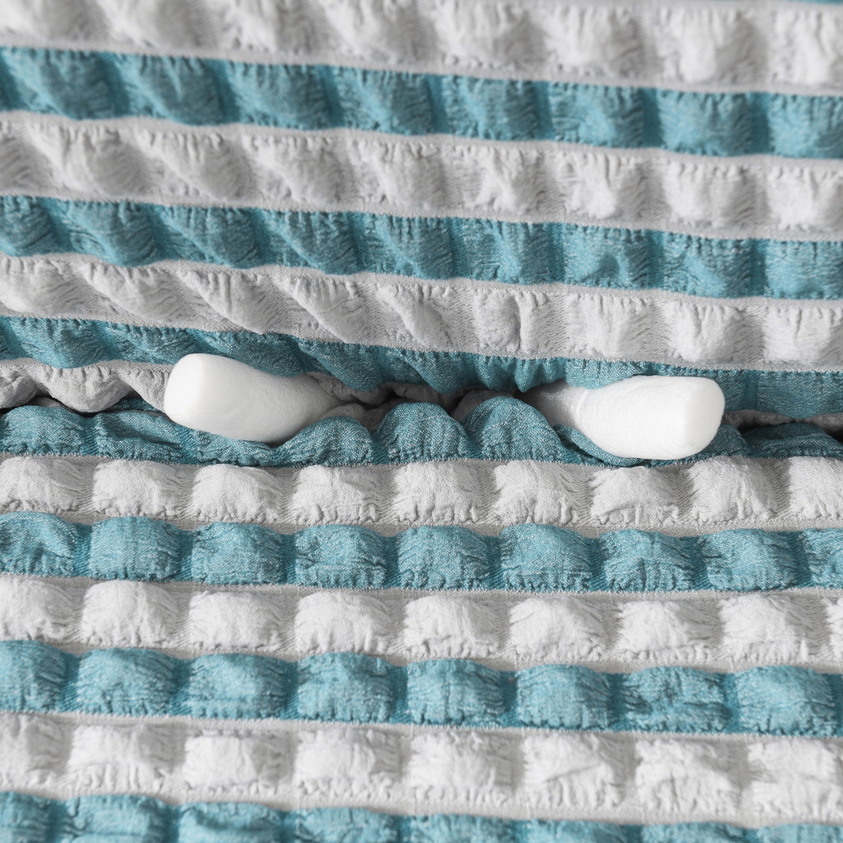 91家纺网 家纺一手货源 找家纺 布兰鸟【沙发套】 2025新款泡纱沙发套【英文常规款】 双色蓝