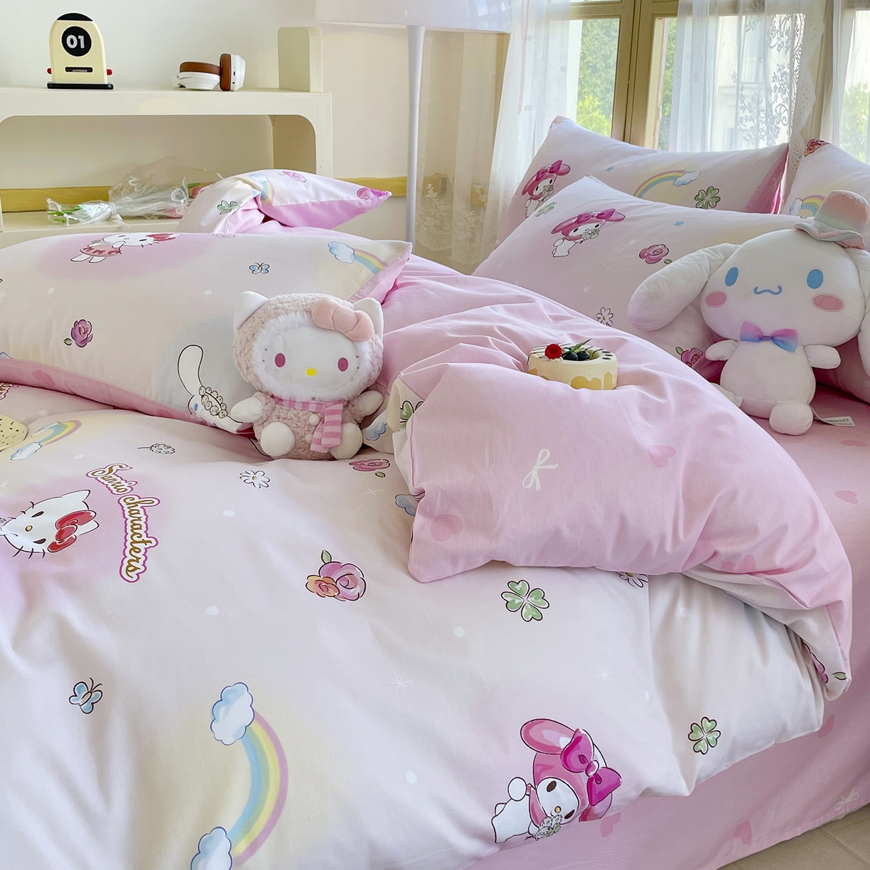 91家纺网 家纺一手货源 找家纺 浩诚 2025新款三丽鸥专版花型三件套四件套 霓虹