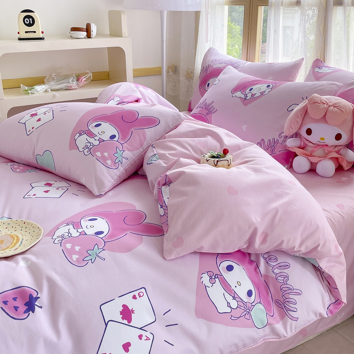 91家纺网 家纺一手货源 找家纺 浩诚 2025新款三丽鸥专版花型三件套四件套 甜莓