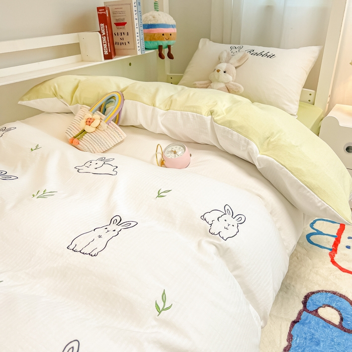 91家纺网 家纺一手货源 找家纺 多乐家纺 2025新款超柔A类母婴级加厚小竺棉学生宿舍三件套上下铺三件套四件套 兔兔-白绿