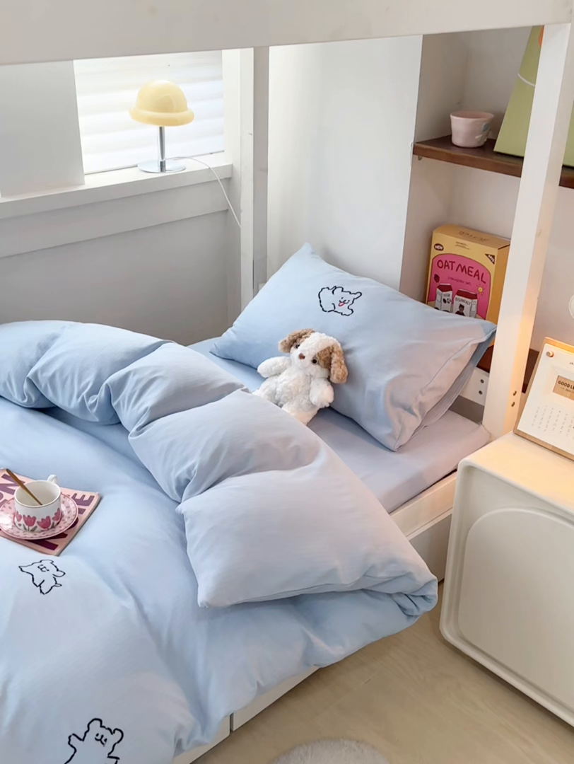 91家纺网 家纺一手货源 找家纺 多乐家纺 2025新款超柔A类母婴级加厚小竺棉学生宿舍三件套上下铺三件套四件套 小白-蓝