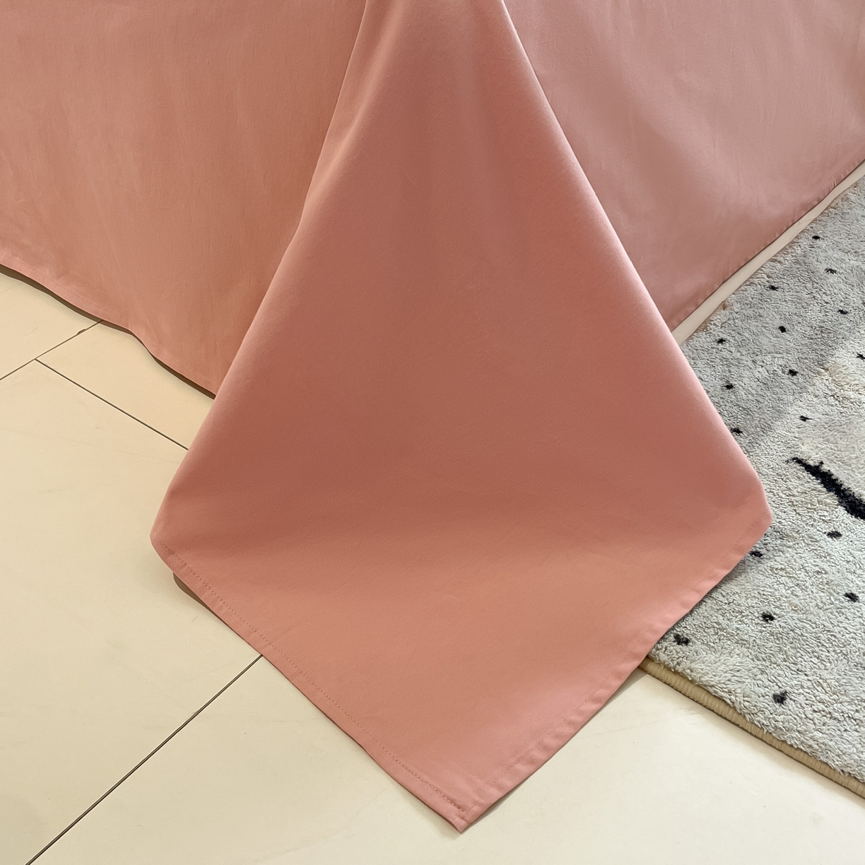 91家纺网 家纺一手货源 找家纺 蓝邻家纺 2025新款全棉纯棉加厚磨毛多巴胺贝壳边四件套 格言-米咖