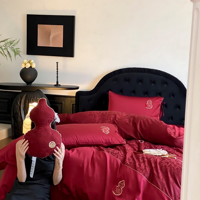 91家纺网 家纺一手货源 找家纺 （总）初拾 2025新款100s全棉纯棉红色提花简约婚庆四件套 福禄系列