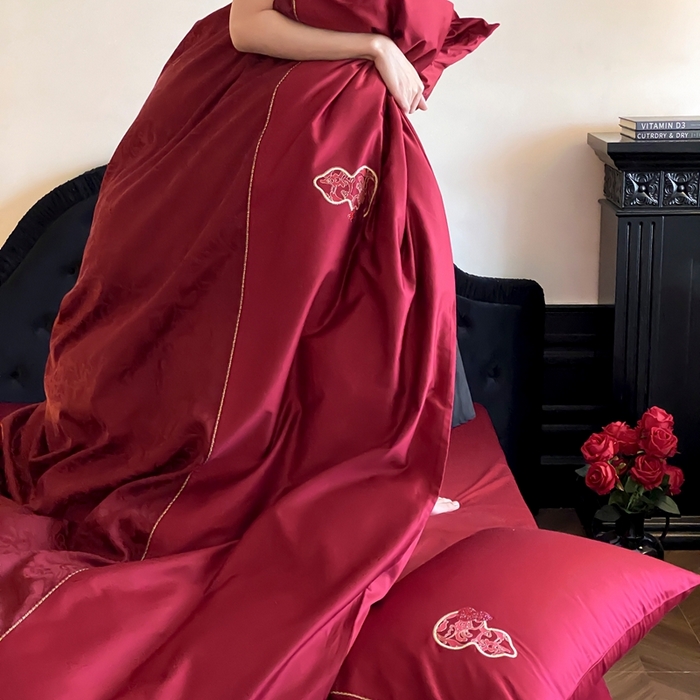 91家纺网 家纺一手货源 找家纺 （总）初拾 2025新款100s全棉纯棉红色提花简约婚庆四件套 福禄系列