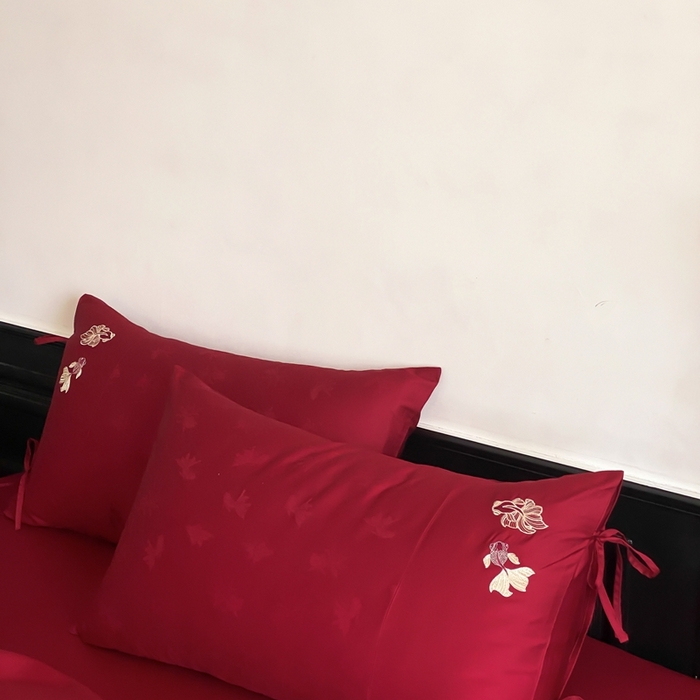 91家纺网 家纺一手货源 找家纺 （总）初拾 2025新款100s全棉纯棉红色提花简约婚庆四件套 与你一起系列