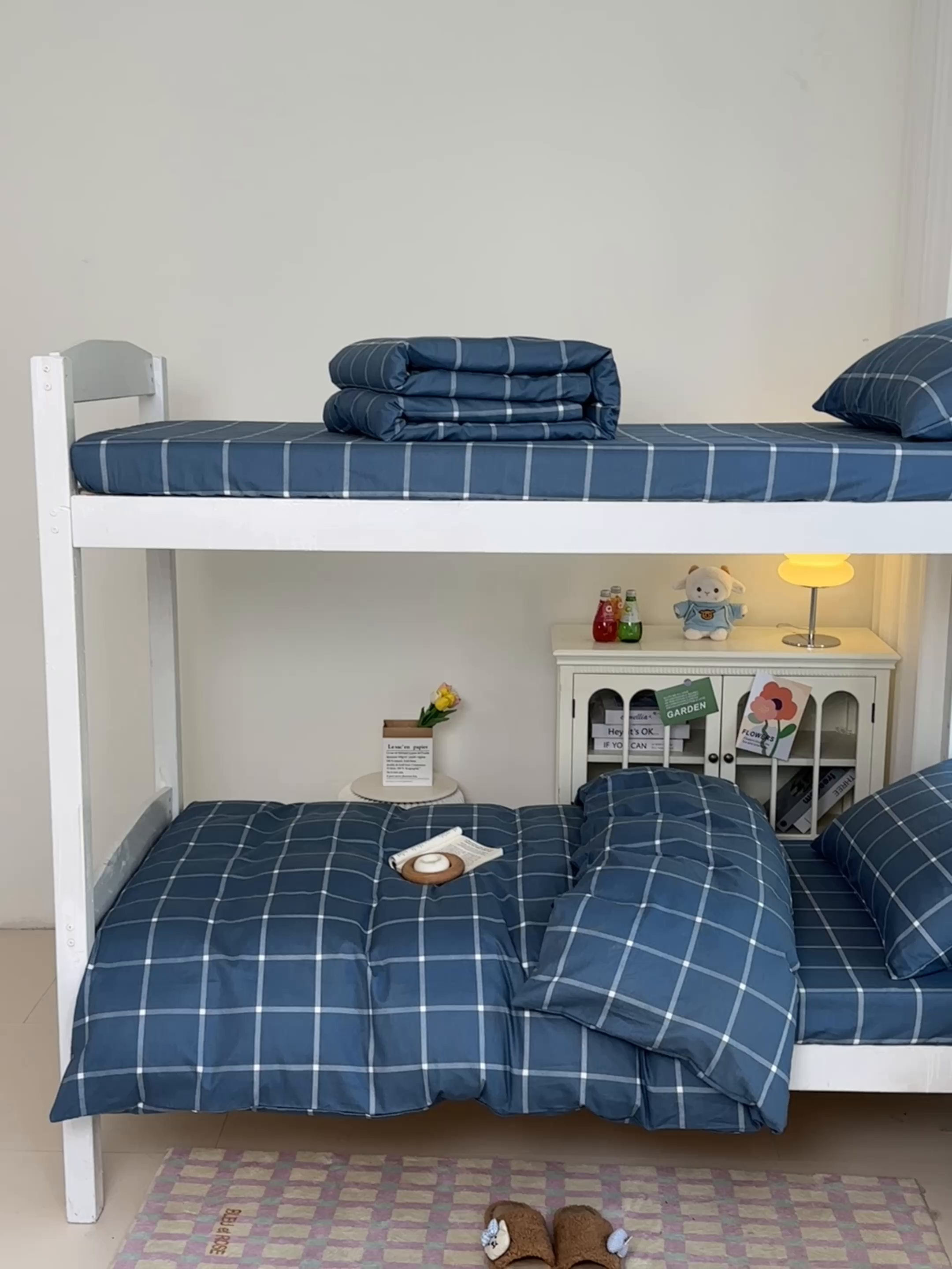 91家纺网 家纺一手货源 找家纺 寐眠 2025新款全棉纯棉印花学生三件套上下铺三件套 蓝调格子