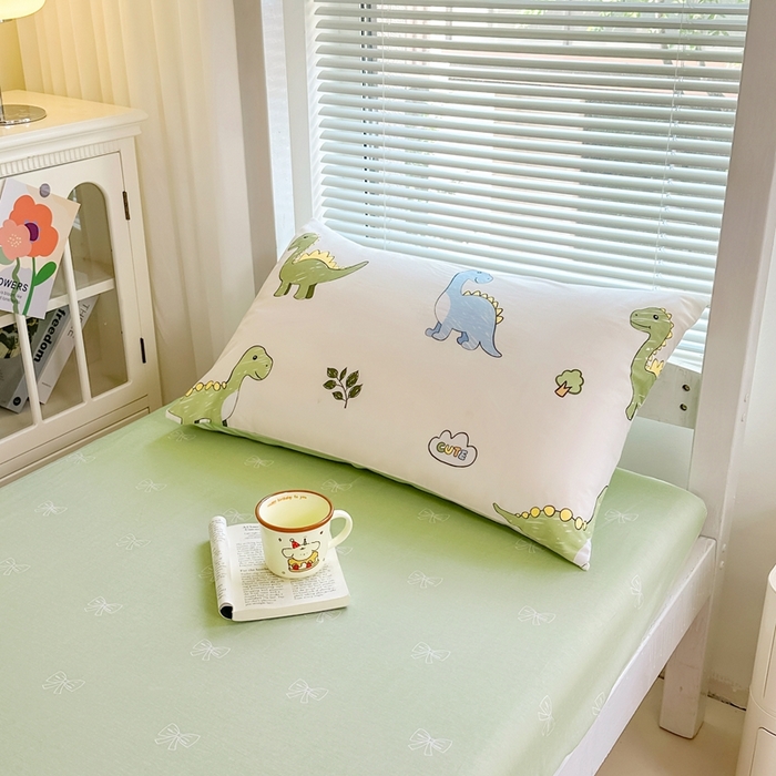 91家纺网 家纺一手货源 找家纺 寐眠 2025新款全棉纯棉印花学生三件套上下铺三件套 秘境