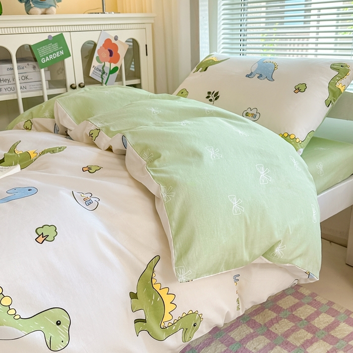 91家纺网 家纺一手货源 找家纺 寐眠 2025新款全棉纯棉印花学生三件套上下铺三件套 秘境