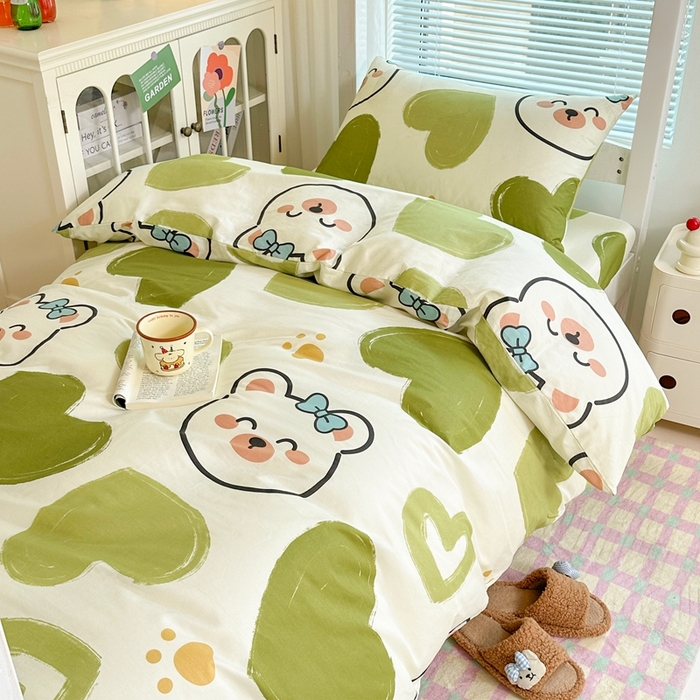 91家纺网 家纺一手货源 找家纺 寐眠 2025新款全棉纯棉印花学生三件套上下铺三件套 抹茶甜熊