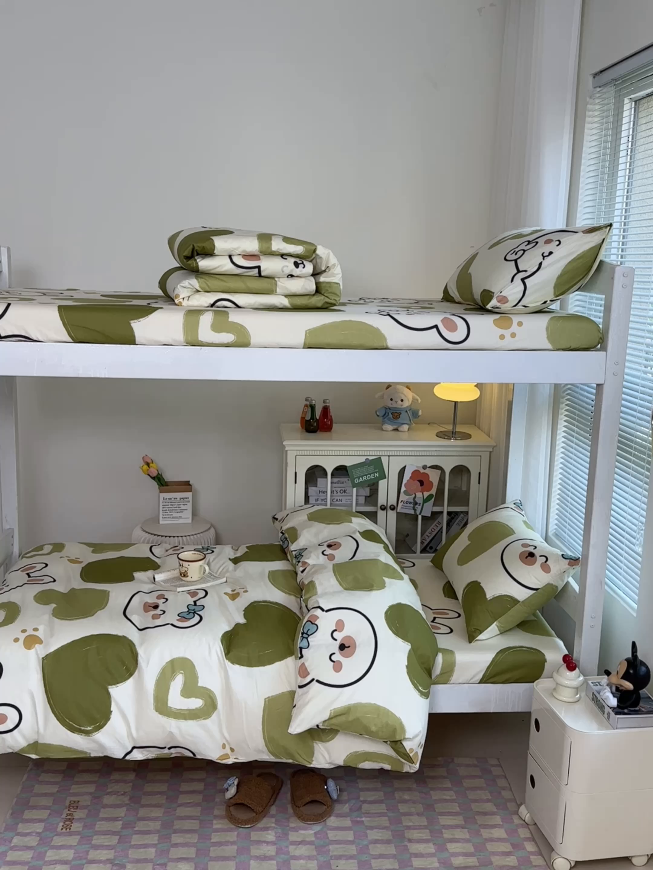 91家纺网 家纺一手货源 找家纺 寐眠 2025新款全棉纯棉印花学生三件套上下铺三件套 抹茶甜熊