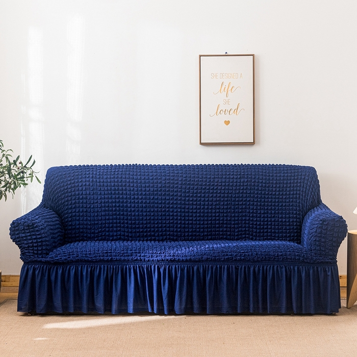 91家纺网 家纺一手货源 找家纺 布兰鸟【沙发套】 2025新款泡泡沙发套【英文裙摆款】三人沙发风格 单色希腊蓝