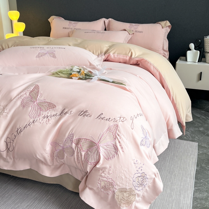 91家纺网 家纺一手货源 找家纺 青柚 2025新款梦蝶亲肤棉刺绣四件套（小号不低于98元，标准不低于138，加大不低于148，以此类推，低价必投不撤销） 梦蝶-裸粉