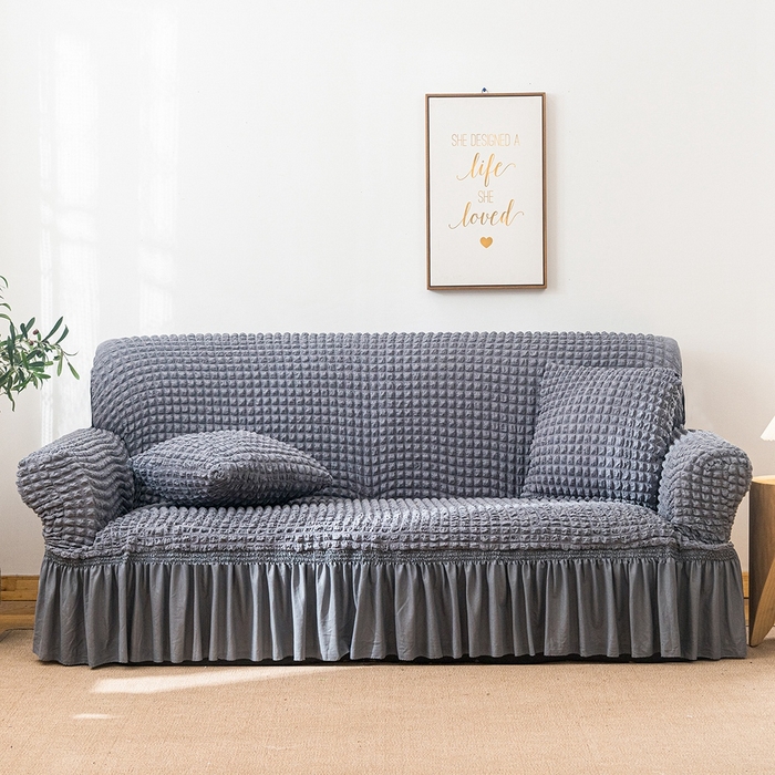 91家纺网 家纺一手货源 找家纺 布兰鸟【沙发套】 2025新款泡泡沙发套【英文裙摆款】三人沙发风格 单色中灰