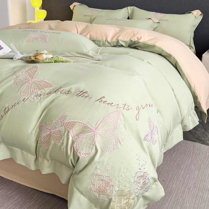 91家纺网 家纺一手货源 找家纺 青柚 2025新款梦蝶亲肤棉刺绣四件套（小号不低于98元，标准不低于138，加大不低于148，以此类推，低价必投不撤销） 梦蝶-草绿