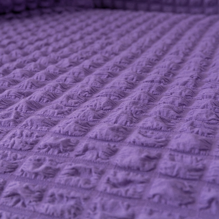 91家纺网 家纺一手货源 找家纺 布兰鸟【沙发套】 2025新款泡泡沙发套【英文裙摆款】三人沙发风格 单色紫