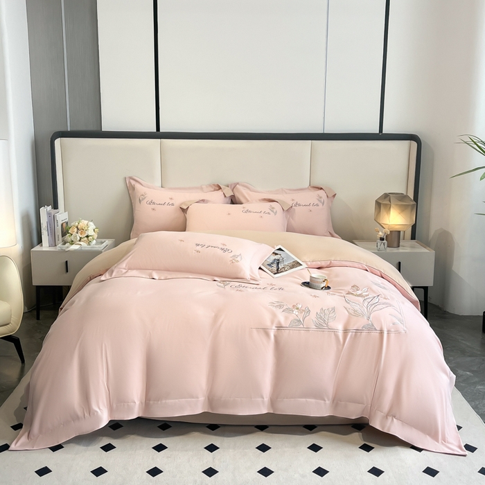 青柚 2025新款A类亲肤棉刺绣四件套-蓝风铃（小号不低于98元，标准不低于138，加大不低于148，以此类推，低价必投不撤销） 蓝风铃-轻奢粉