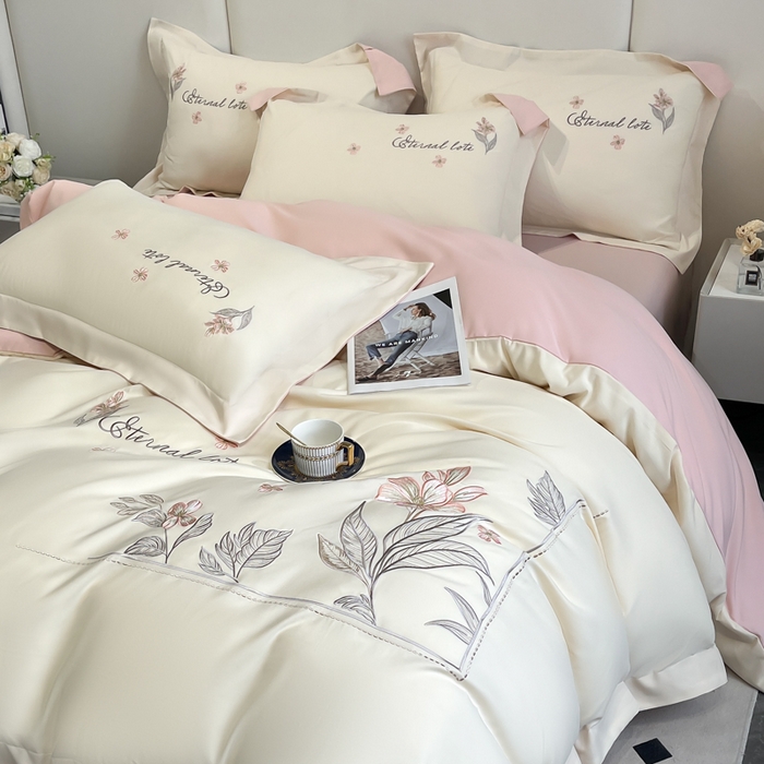 91家纺网 家纺一手货源 找家纺 （总）青柚 2025新款A类亲肤棉刺绣四件套-蓝风铃（小号不低于98元，标准不低于138，加大不低于148，以此类推，低价必投不撤销）