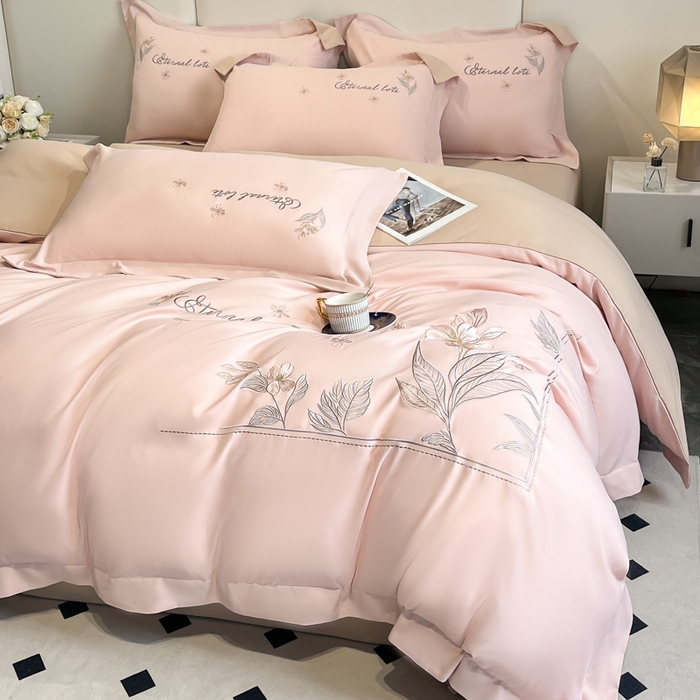 91家纺网 家纺一手货源 找家纺 青柚 2025新款A类亲肤棉刺绣四件套-蓝风铃（小号不低于98元，标准不低于138，加大不低于148，以此类推，低价必投不撤销） 蓝风铃-轻奢粉