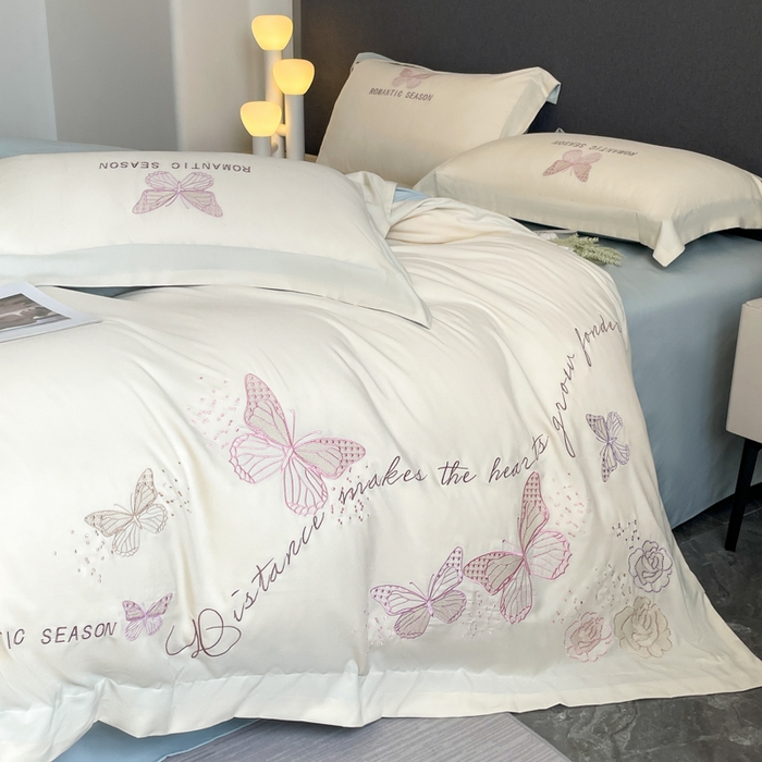 91家纺网 家纺一手货源 找家纺 青柚 2025新款梦蝶亲肤棉刺绣四件套（小号不低于98元，标准不低于138，加大不低于148，以此类推，低价必投不撤销） 梦蝶-白蓝