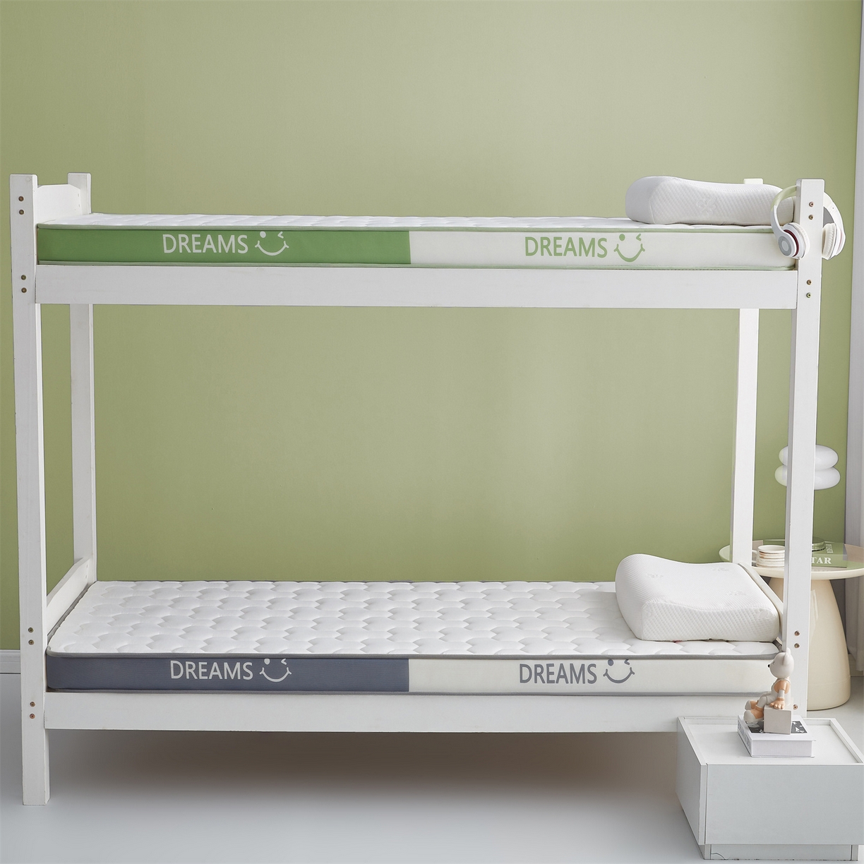 91家纺网 家纺一手货源 找家纺 布卢姆床垫 2025新款A类针织乳胶立体记忆海绵学生床垫--微笑 微笑-白灰