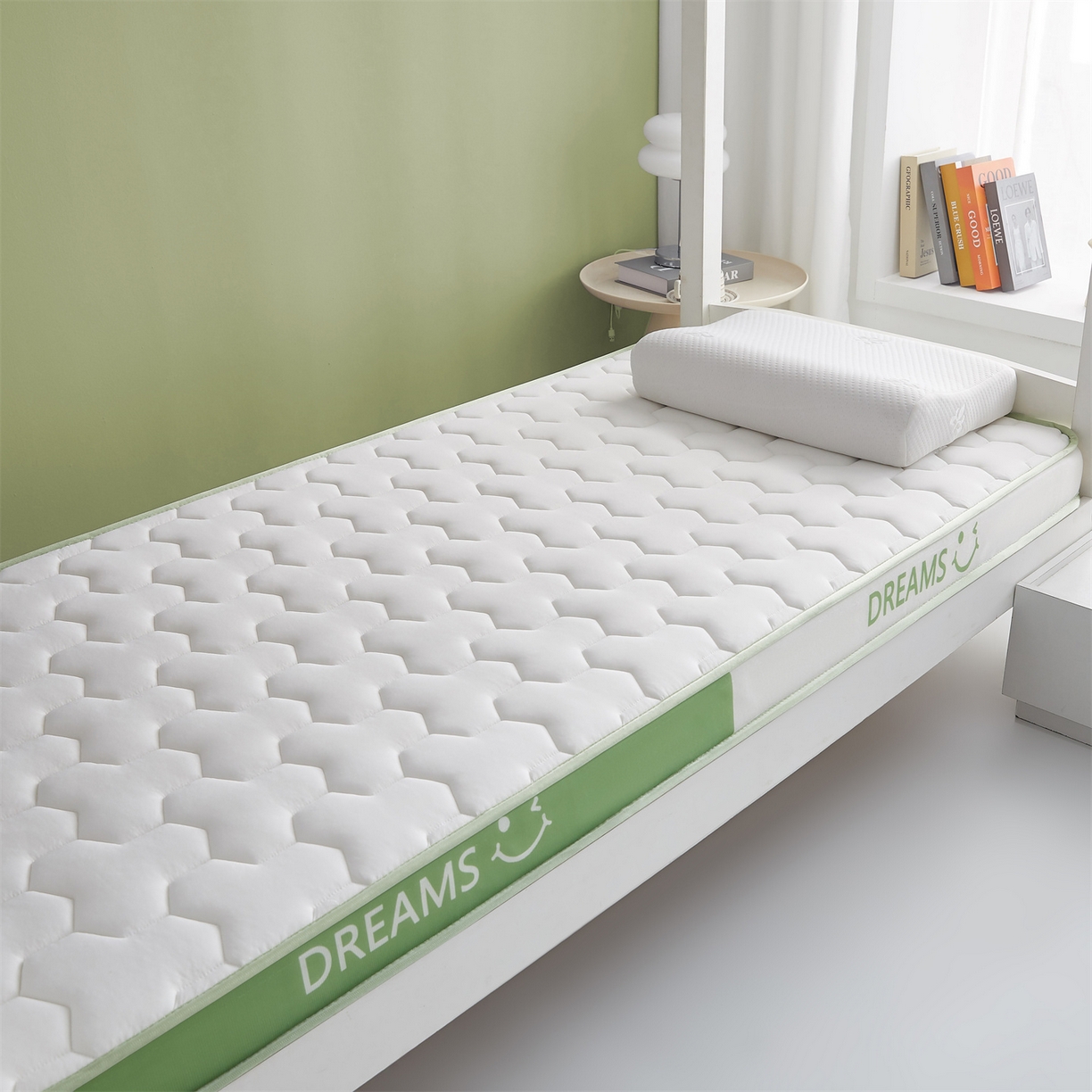 91家纺网 家纺一手货源 找家纺 布卢姆床垫 2025新款A类针织乳胶立体记忆海绵学生床垫--微笑 微笑-白绿