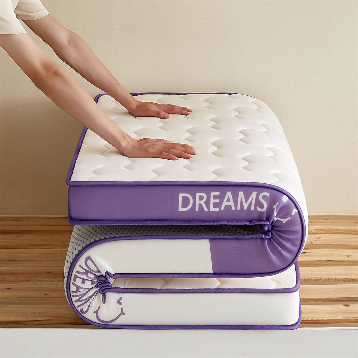 91家纺网 家纺一手货源 找家纺 布卢姆床垫 2025新款A类针织乳胶立体记忆海绵学生床垫--微笑 微笑-白紫