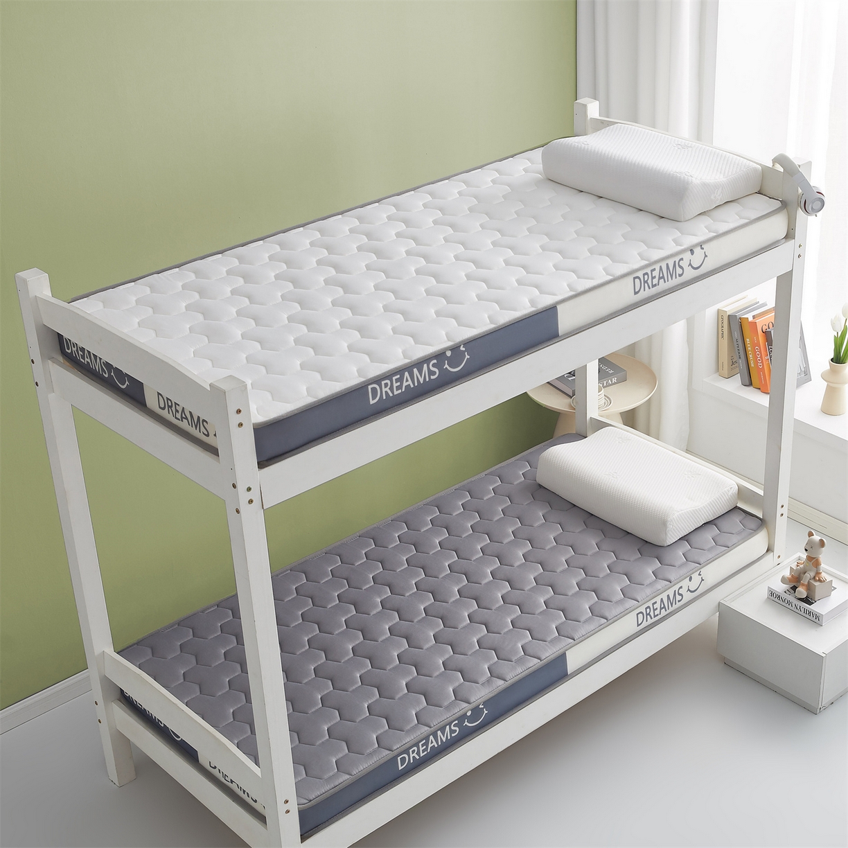 91家纺网 家纺一手货源 找家纺 布卢姆床垫 2025新款A类针织乳胶立体记忆海绵学生床垫--微笑 微笑-灰