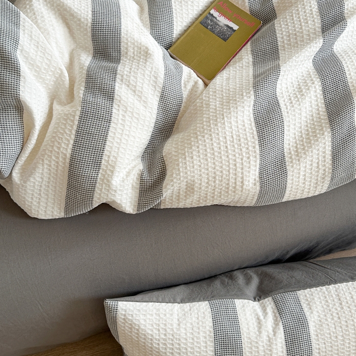 91家纺网 家纺一手货源 找家纺 缘生活 2025新款色织华夫格四件套 色织华夫格灰色