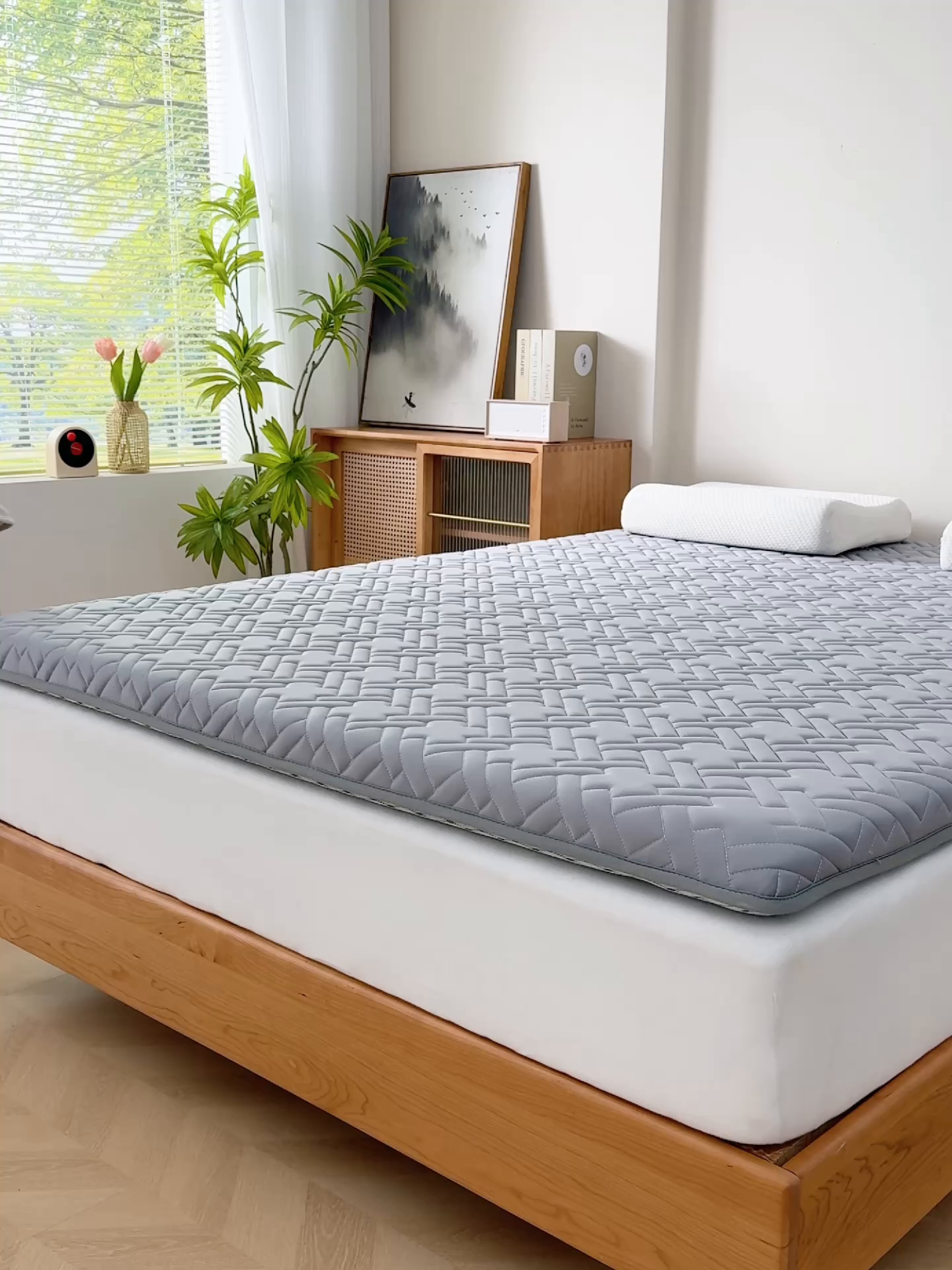 91家纺网 家纺一手货源 找家纺 布卢姆床垫 2025新款A类针织乳胶立体记忆海绵学生床垫--微笑 微笑-灰